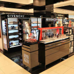 How to Choose the Perfect Display Stand for Your Store